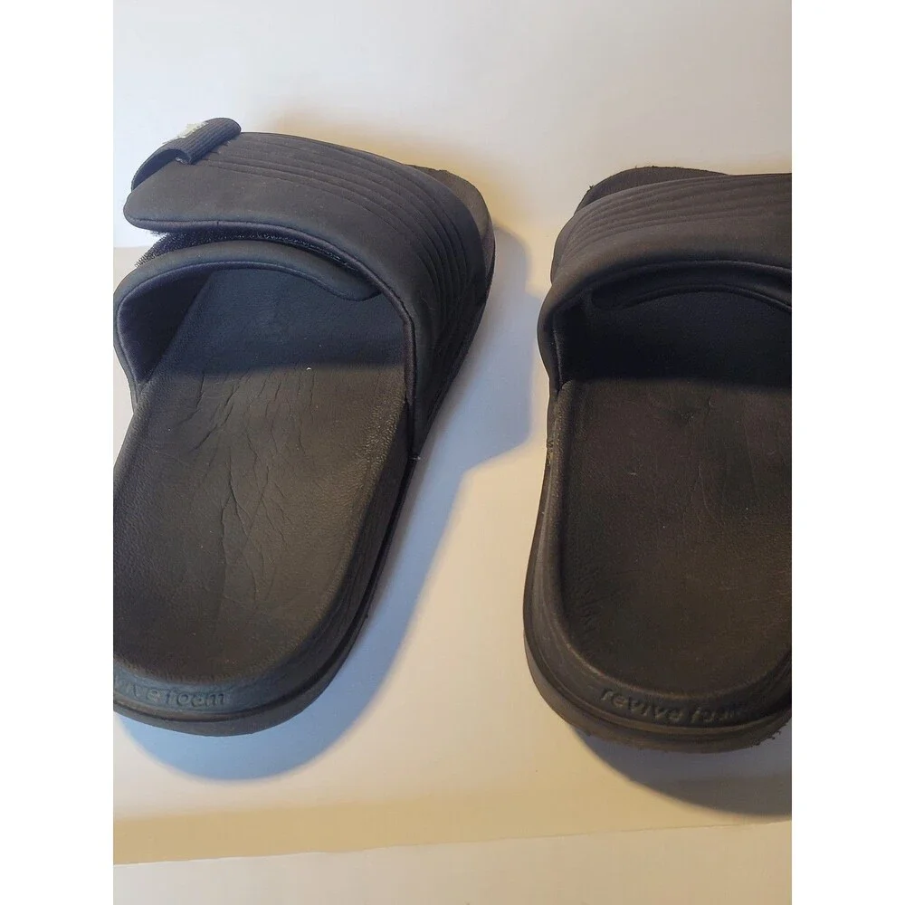 Nike & Dockers Mens Size 9 Slide Sandals Bundle 2 Pairs